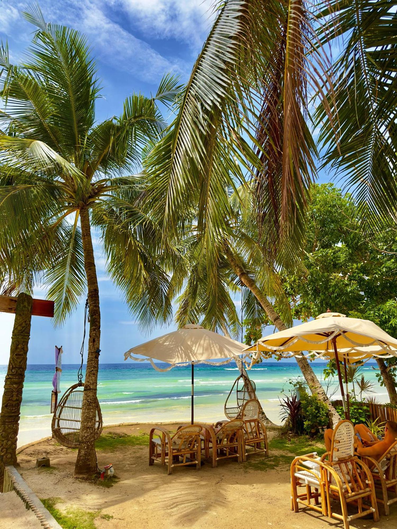 On Board Panglao Beach Hostel & Resort With Free Motorbike Дао Экстерьер фото